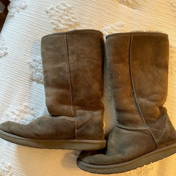 Tall Gray Uggs - Picture 2 of 3